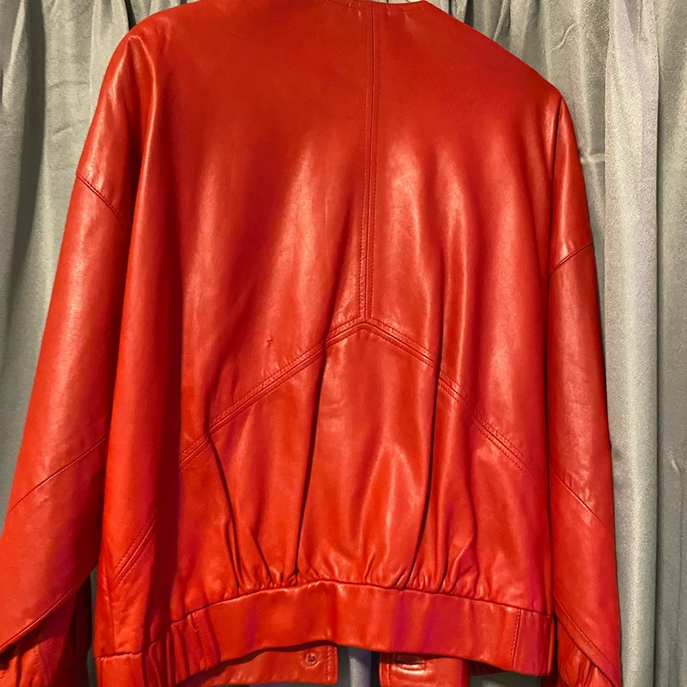 Red leather jacket - Picture 2 of 3